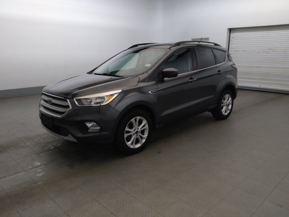 Used 2018 Ford Escape SE w/ SE Sync 3 Package FWD image 2