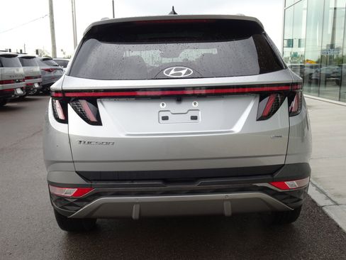 Used 2023 Hyundai Tucson Limited AWD/4WD image 4