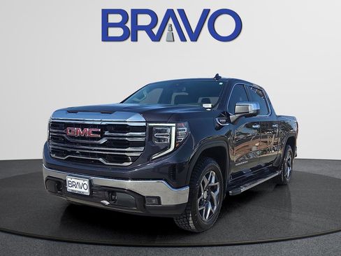 Used 2023 GMC Sierra 1500 SLT AWD/4WD image 1