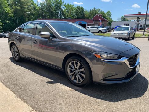 Used 2018 MAZDA MAZDA6 Sport w/ I-ACTIVSENSE Package FWD image 3