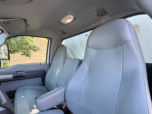 Used 2023 Ford F650 2WD Regular Cab Super Duty image 16