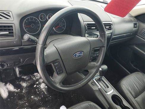 Used 2009 Ford Fusion SEL image 12