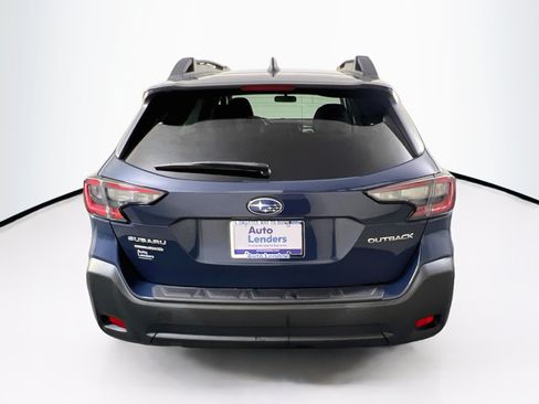 Used 2024 Subaru Outback Premium AWD/4WD image 6