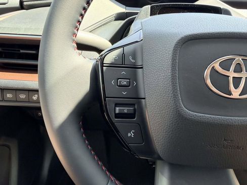 New 2026 Toyota Prius SE image 8