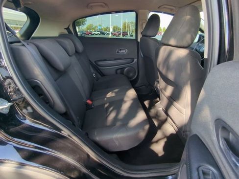 Used 2022 Honda HR-V LX image 23