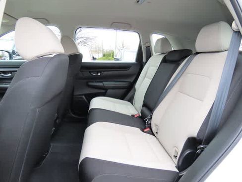 Used 2023 Honda CR-V LX image 13