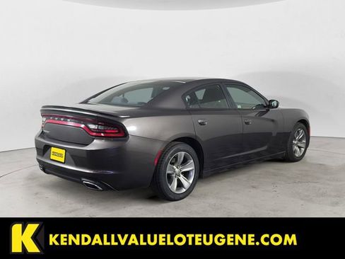 Used 2015 Dodge Charger SE w/ Sport Appearance Group RWD image 5