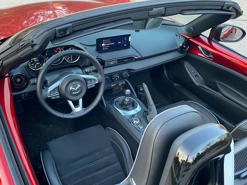 Used 2024 MAZDA MX-5 Miata Club w/ Brembo/BBS Recaro Package image 11