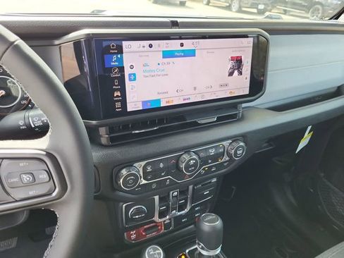 New 2026 Jeep Gladiator Willys image 12