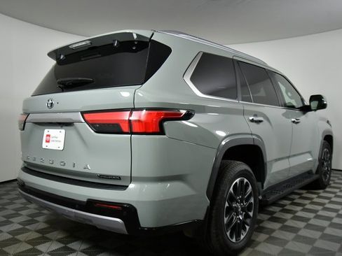 Used 2025 Toyota Sequoia Limited image 11