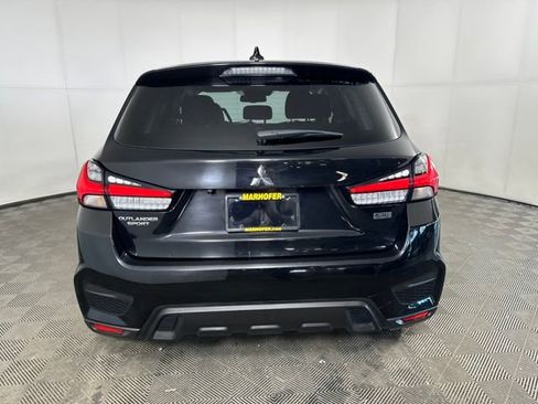 Used 2025 Mitsubishi Outlander Sport LE image 4