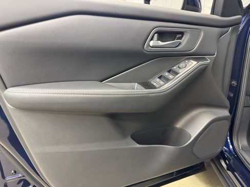 Certified 2026 Nissan Rogue SV image 8