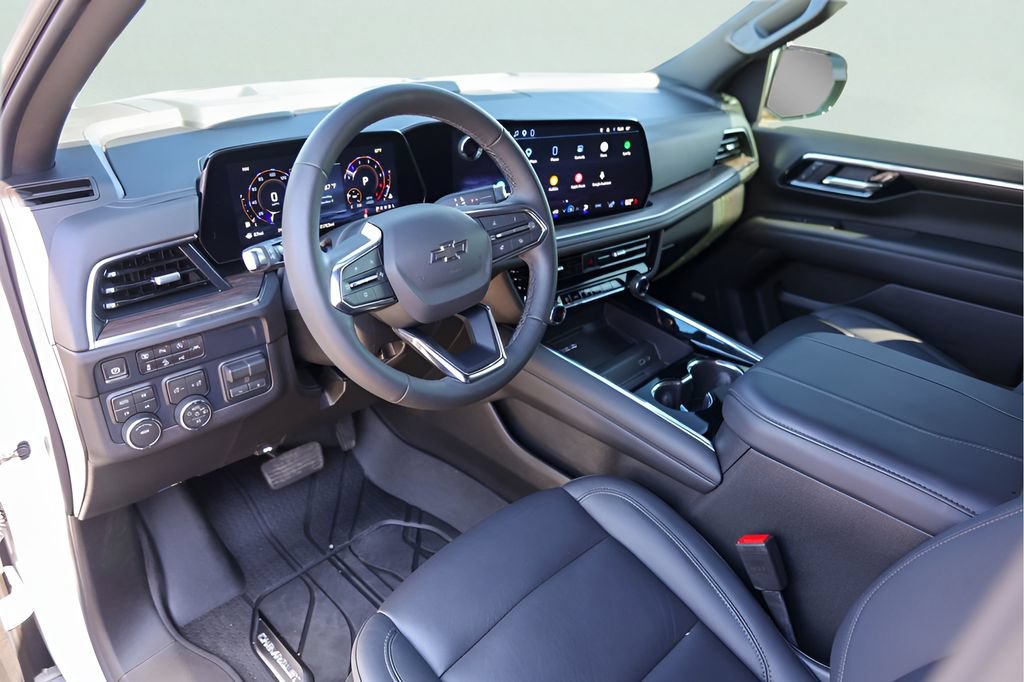 Certified 2026 Chevrolet Suburban Z71 w/ Comfort Package AWD/4WD image 12
