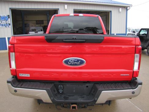 Used 2019 Ford F250 XLT AWD/4WD image 5