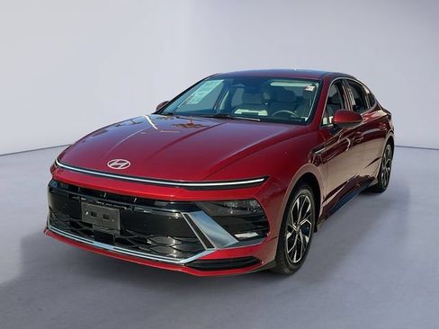 Used 2024 Hyundai Sonata SEL FWD image 1