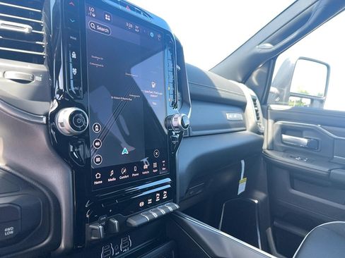 New 2026 RAM 2500 Laramie w/ Towing Technology Group AWD/4WD image 11