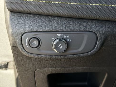 Certified 2025 Chevrolet TrailBlazer ACTIV w/ Convenience Package image 27