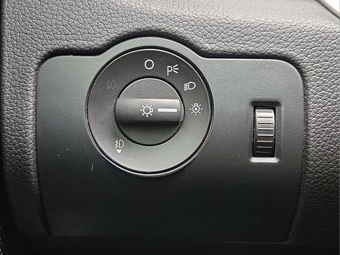 Used 2013 Ford Mustang GT Premium RWD image 19
