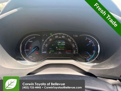 Used 2021 Toyota RAV4 SE w/ Weather & Moonroof Package AWD/4WD image 11