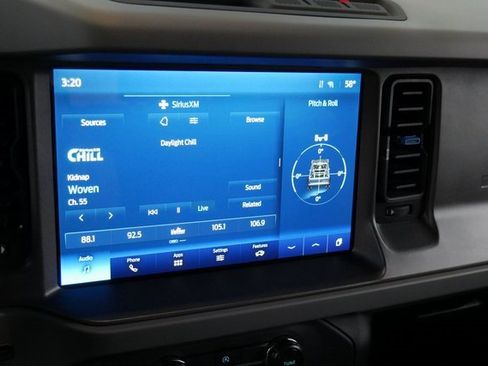 Used 2024 Ford Bronco Black Diamond image 17