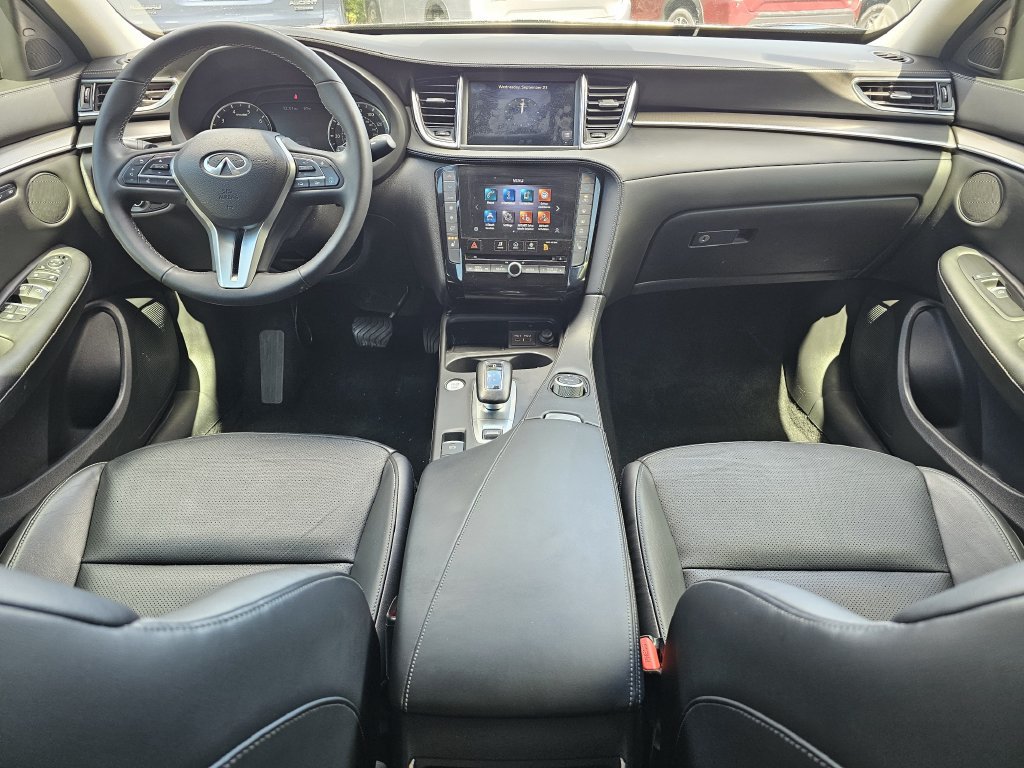 Used 2023 INFINITI QX50 Luxe FWD image 12