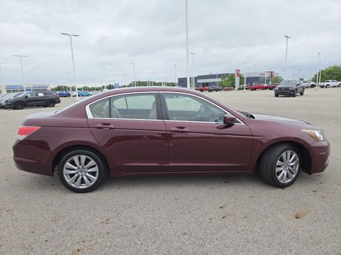Used 2012 Honda Accord EX image 16