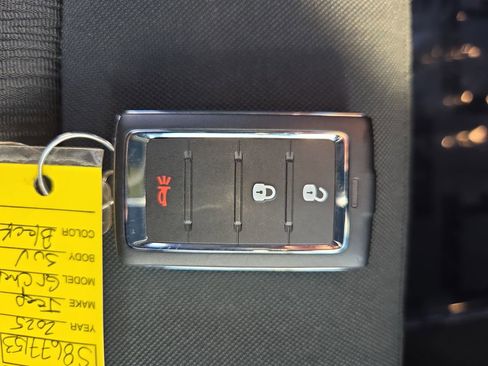 Used 2025 Jeep Grand Cherokee Laredo RWD image 30