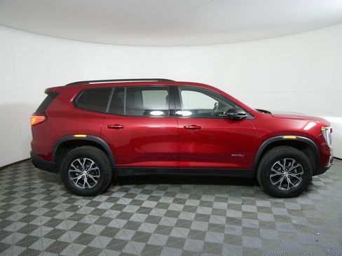 Used 2024 GMC Acadia AT4 image 2