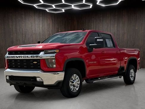 Used 2022 Chevrolet Silverado 2500 LT w/ Convenience Package AWD/4WD image 4
