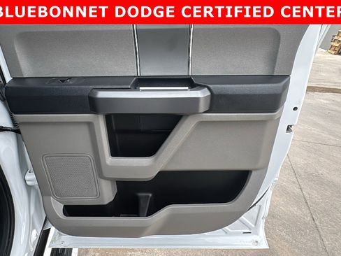 Used 2022 Ford F350 XLT w/ XLT Premium Package AWD/4WD image 24