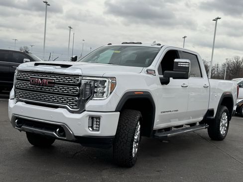 Used 2021 GMC Sierra 3500 Denali w/ Denali Ultimate Package image 15