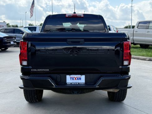 Used 2024 Chevrolet Colorado Trail Boss AWD/4WD image 6