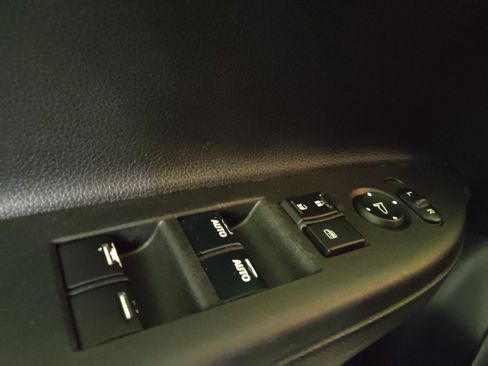 Used 2016 Honda Accord Touring image 27