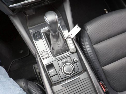 Used 2017 MAZDA MAZDA6 Touring image 48