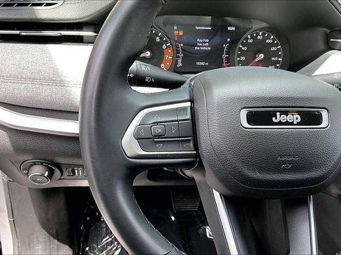 Certified 2022 Jeep Compass Latitude AWD/4WD image 19