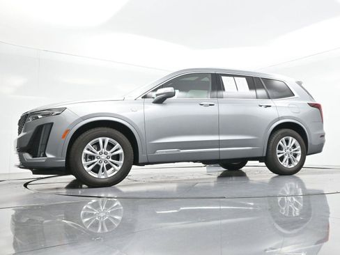Certified 2025 Cadillac XT6 Luxury FWD image 44