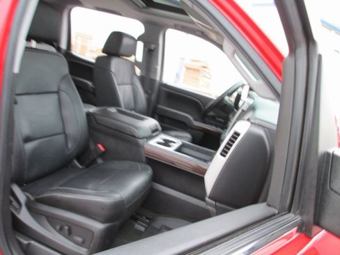 Used 2017 GMC Sierra 1500 SLT w/ SLT Premium Package image 23