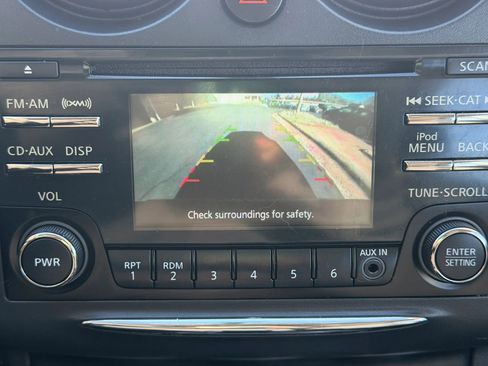 Used 2014 Nissan Rogue S w/ Convenience Package AWD/4WD image 21