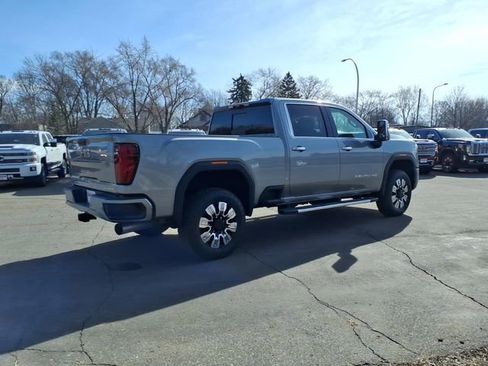 New 2026 GMC Sierra 3500 Denali w/ Denali Reserve Package AWD/4WD image 3