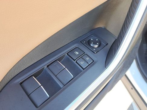 Certified 2019 Toyota RAV4 Limited image 15