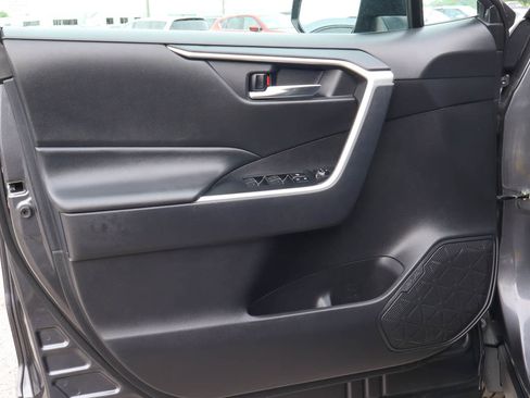 Used 2024 Toyota RAV4 XLE FWD image 13
