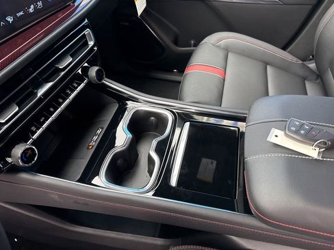 New 2026 Chevrolet Traverse RS image 32