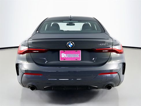 Certified 2022 BMW 430i Coupe w/ M Sport Package image 6