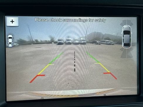 Used 2017 Ford Explorer Platinum image 22