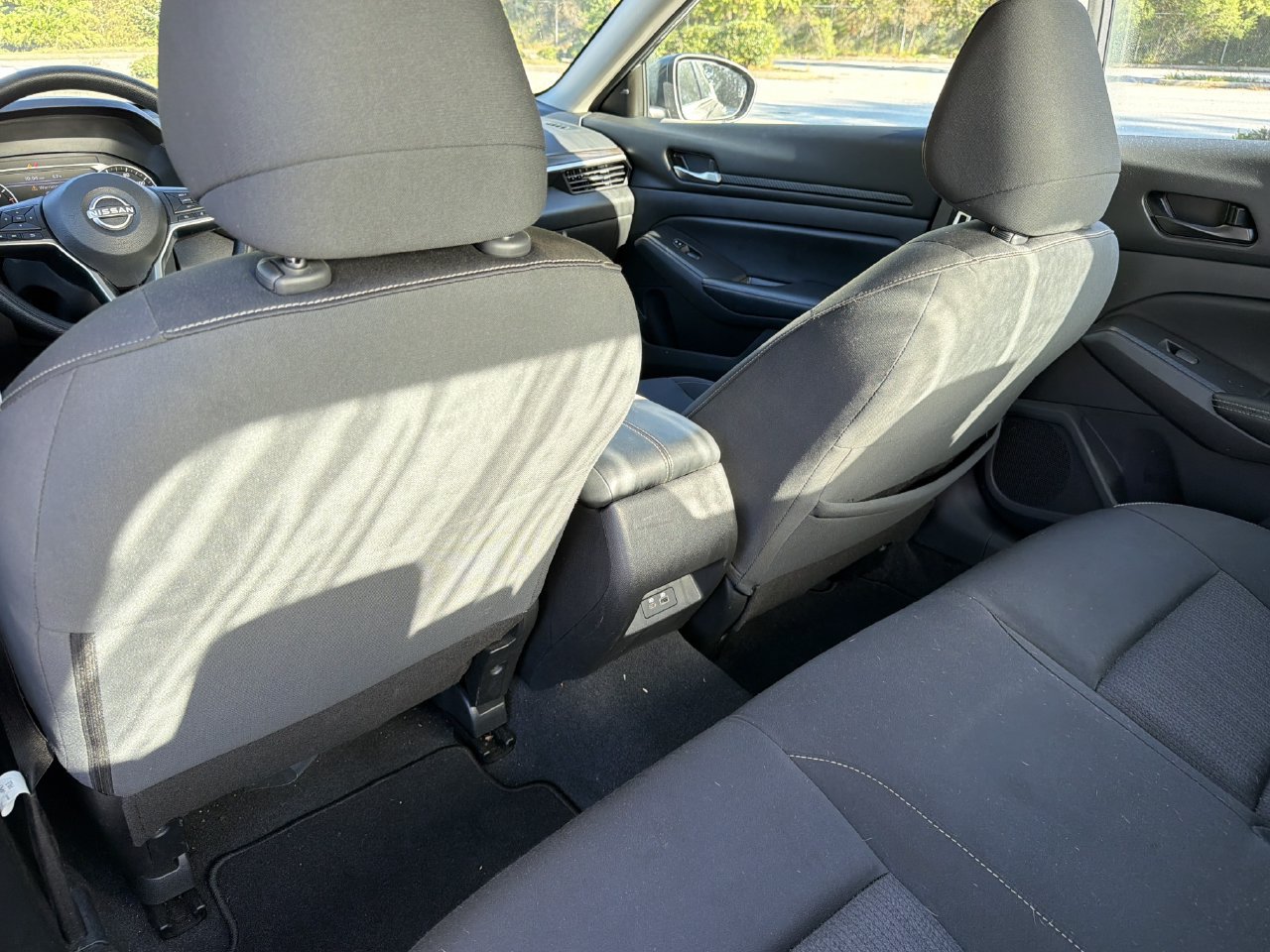 Used 2024 Nissan Altima 2.5 SV FWD image 18