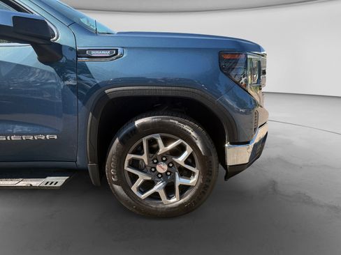 Used 2024 GMC Sierra 1500 SLE w/ Preferred Package AWD/4WD image 29