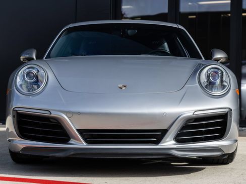 Certified 2018 Porsche 911 Carrera T RWD image 8