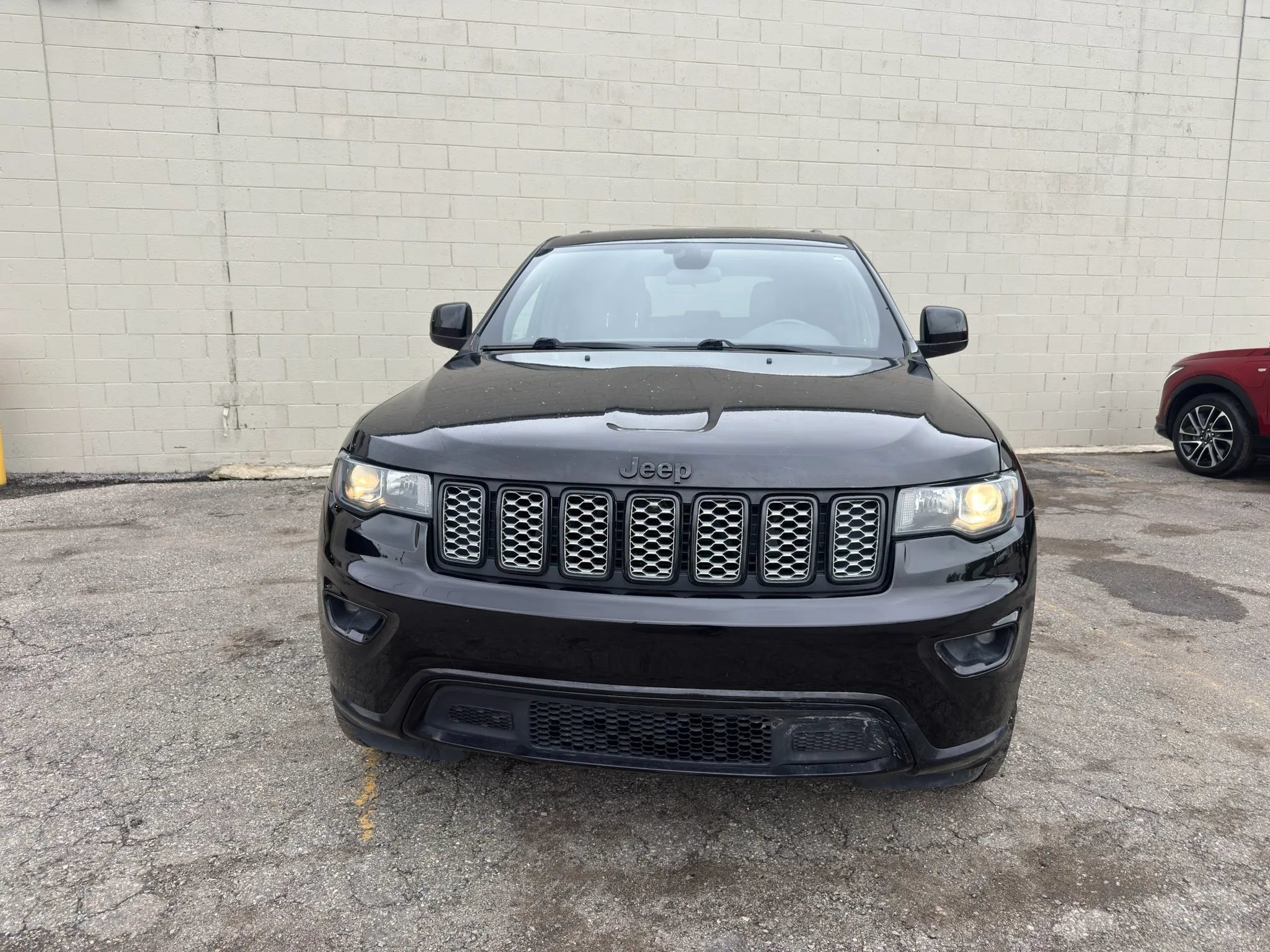 Used 2021 Jeep Grand Cherokee Laredo X AWD/4WD image 7
