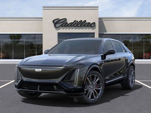 New 2026 Cadillac Lyriq V w/ LPO, Floor Liner Package AWD/4WD image 16