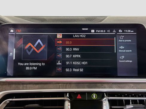 Used 2022 BMW X7 xDrive40i w/ M Sport Package AWD/4WD image 15